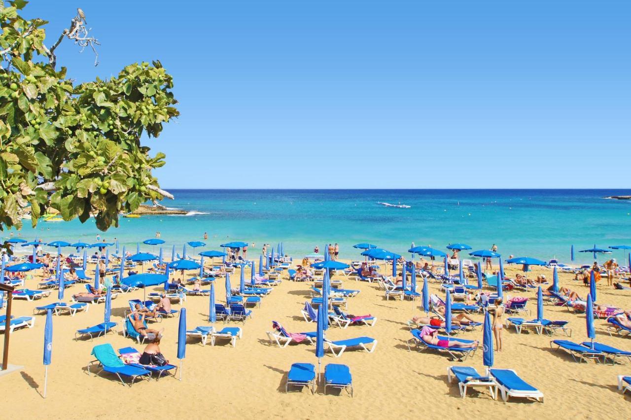 Gabriela - Coralli Beachfront Apartment Protaras Exterior photo